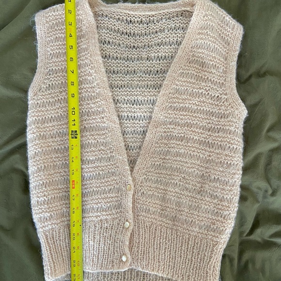 Hand knitted vest - Picture 3 of 5
